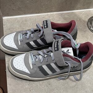 Size 11.5 - adidas -Home Alone 2 -Forum 84 Low "Pigeon Lady" Sneakers